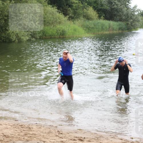 21.06.2026 - 29. Vierlanden-Triathlon Andreas Tolksdorf http://msf.ph/oto/9848966 21.06.2026 09:56:58 Schwimmen 307, 312, 326, 352, 363 meine-sportfotos.de