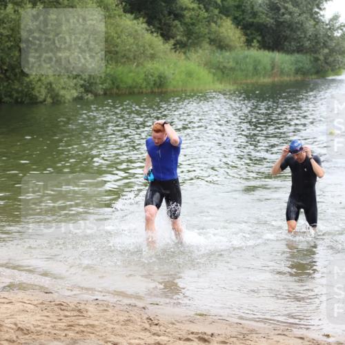 21.06.2026 - 29. Vierlanden-Triathlon Andreas Tolksdorf http://msf.ph/oto/9848967 21.06.2026 09:56:58 Schwimmen 307, 312, 326, 352, 363 meine-sportfotos.de