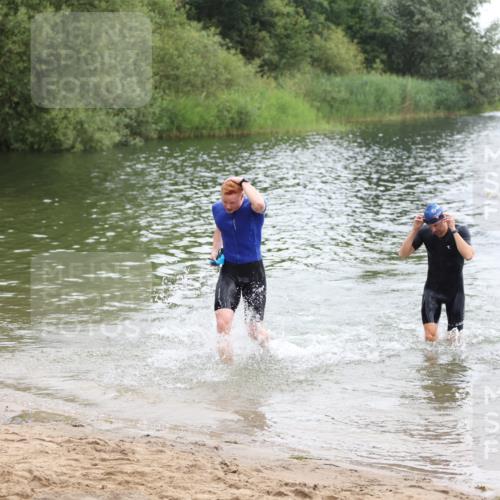 21.06.2026 - 29. Vierlanden-Triathlon Andreas Tolksdorf http://msf.ph/oto/9848968 21.06.2026 09:56:58 Schwimmen 307, 312, 326, 352, 363 meine-sportfotos.de