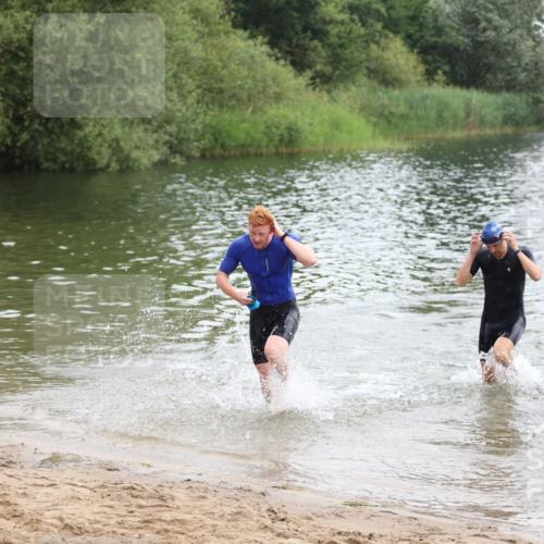 21.06.2026 - 29. Vierlanden-Triathlon Andreas Tolksdorf http://msf.ph/oto/9848972 21.06.2026 09:56:58 Schwimmen 307, 312, 326, 352, 363 meine-sportfotos.de