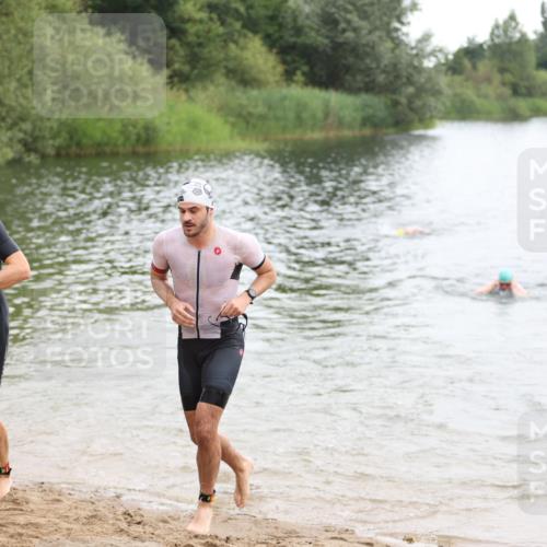21.06.2026 - 29. Vierlanden-Triathlon Andreas Tolksdorf http://msf.ph/oto/9848990 21.06.2026 09:57:02 Schwimmen 312, 326, 344, 352, 363 meine-sportfotos.de