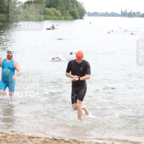 21.06.2026 - 29. Vierlanden-Triathlon Andreas Tolksdorf http://msf.ph/oto/9848993 21.06.2026 09:57:08 Schwimmen 326, 344, 363 meine-sportfotos.de