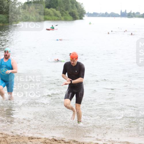 21.06.2026 - 29. Vierlanden-Triathlon Andreas Tolksdorf http://msf.ph/oto/9848994 21.06.2026 09:57:08 Schwimmen 326, 344, 363 meine-sportfotos.de