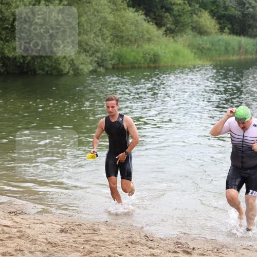 21.06.2026 - 29. Vierlanden-Triathlon Andreas Tolksdorf http://msf.ph/oto/9849021 21.06.2026 09:57:23 Schwimmen 336, 347, 349 meine-sportfotos.de