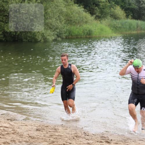 21.06.2026 - 29. Vierlanden-Triathlon Andreas Tolksdorf http://msf.ph/oto/9849022 21.06.2026 09:57:23 Schwimmen 336, 347, 349 meine-sportfotos.de