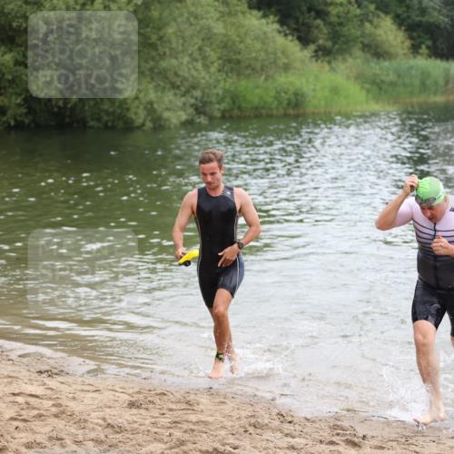 21.06.2026 - 29. Vierlanden-Triathlon Andreas Tolksdorf http://msf.ph/oto/9849024 21.06.2026 09:57:23 Schwimmen 336, 347, 349 meine-sportfotos.de