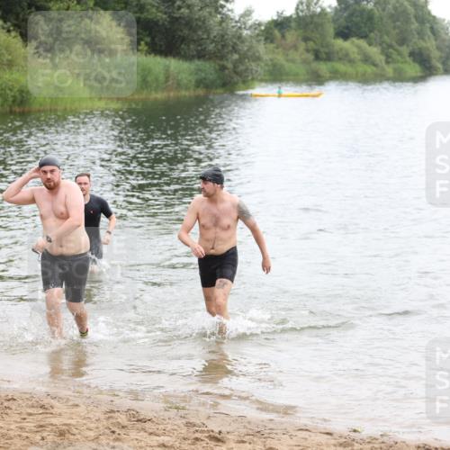 21.06.2026 - 29. Vierlanden-Triathlon Andreas Tolksdorf http://msf.ph/oto/9849170 21.06.2026 09:59:05 Schwimmen 303, 325, 356 meine-sportfotos.de