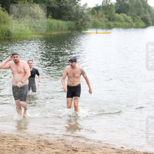 21.06.2026 - 29. Vierlanden-Triathlon Andreas Tolksdorf http://msf.ph/oto/9849172 21.06.2026 09:59:05 Schwimmen 303, 325, 356 meine-sportfotos.de