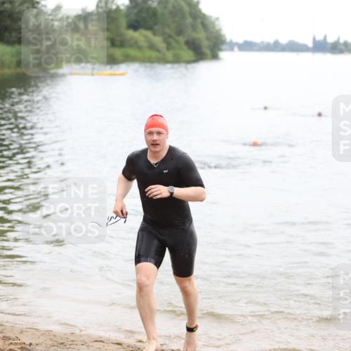 21.06.2026 - 29. Vierlanden-Triathlon Andreas Tolksdorf http://msf.ph/oto/9849195 21.06.2026 09:59:44 Schwimmen 313 meine-sportfotos.de