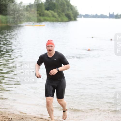 21.06.2026 - 29. Vierlanden-Triathlon Andreas Tolksdorf http://msf.ph/oto/9849196 21.06.2026 09:59:44 Schwimmen 313 meine-sportfotos.de