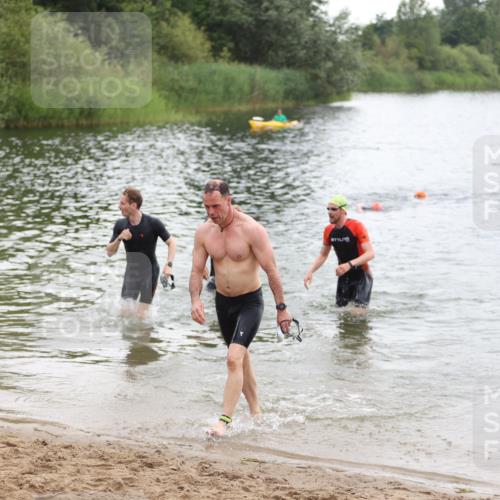 21.06.2026 - 29. Vierlanden-Triathlon Andreas Tolksdorf http://msf.ph/oto/9849490 21.06.2026 10:07:09 Schwimmen 425, 428, 445, 474 meine-sportfotos.de