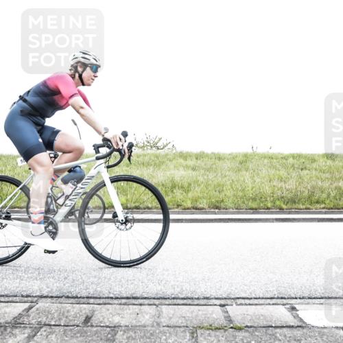 21.06.2026 - 29. Vierlanden-Triathlon H.Heesch http://msf.ph/oto/9849536 21.06.2026 10:28:43 Radfahren 367, 387, 390, 508, 511, 535, 583 meine-sportfotos.de