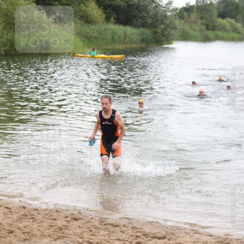 21.06.2026 - 29. Vierlanden-Triathlon Andreas Tolksdorf http://msf.ph/oto/9849644 21.06.2026 10:07:40 Schwimmen 434, 442, 468 meine-sportfotos.de