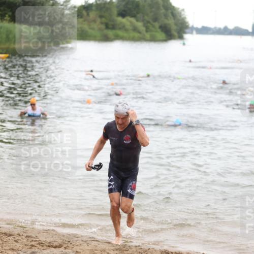 21.06.2026 - 29. Vierlanden-Triathlon Andreas Tolksdorf http://msf.ph/oto/9849668 21.06.2026 10:07:43 Schwimmen 434, 442, 449, 468 meine-sportfotos.de