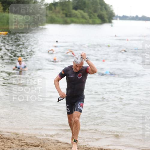 21.06.2026 - 29. Vierlanden-Triathlon Andreas Tolksdorf http://msf.ph/oto/9849674 21.06.2026 10:07:43 Schwimmen 434, 442, 449, 468 meine-sportfotos.de