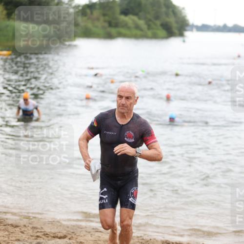 21.06.2026 - 29. Vierlanden-Triathlon Andreas Tolksdorf http://msf.ph/oto/9849681 21.06.2026 10:07:44 Schwimmen 434, 442, 449, 468 meine-sportfotos.de