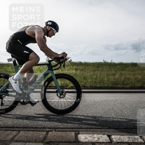 21.06.2026 - 29. Vierlanden-Triathlon H.Heesch http://msf.ph/oto/9849725 21.06.2026 08:47:00 Radfahren 13, 212 meine-sportfotos.de