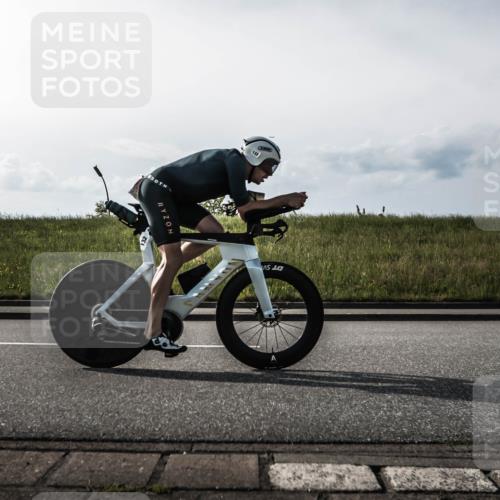 21.06.2026 - 29. Vierlanden-Triathlon H.Heesch http://msf.ph/oto/9849743 21.06.2026 08:48:44 Radfahren 103, 132 meine-sportfotos.de