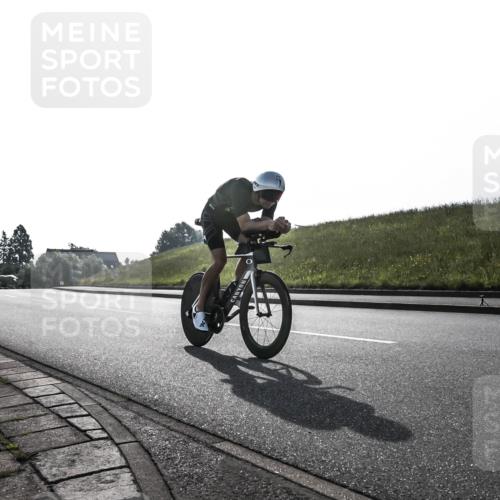 21.06.2026 - 29. Vierlanden-Triathlon H.Heesch http://msf.ph/oto/9849851 21.06.2026 08:47:06 Radfahren 37, 212 meine-sportfotos.de