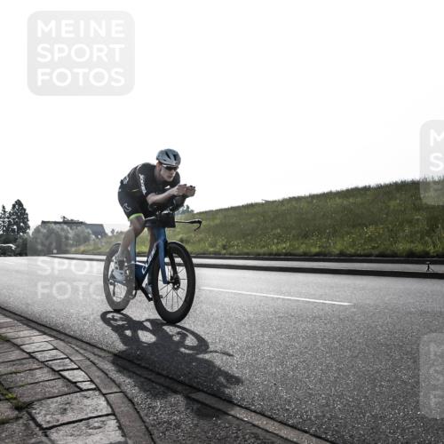 21.06.2026 - 29. Vierlanden-Triathlon H.Heesch http://msf.ph/oto/9849852 21.06.2026 08:47:10 Radfahren 37 meine-sportfotos.de