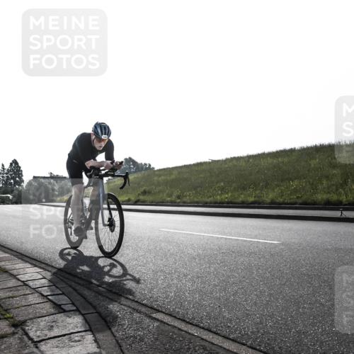 21.06.2026 - 29. Vierlanden-Triathlon H.Heesch http://msf.ph/oto/9849862 21.06.2026 08:48:06 Radfahren 32, 155, 166 meine-sportfotos.de