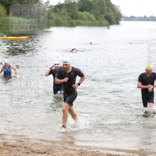 21.06.2026 - 29. Vierlanden-Triathlon Andreas Tolksdorf http://msf.ph/oto/9849881 21.06.2026 10:08:14 Schwimmen 392, 399, 419, 446, 452, 477 meine-sportfotos.de
