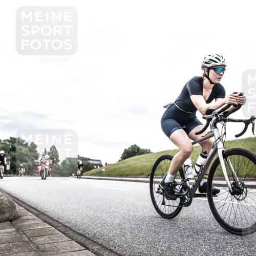 21.06.2026 - 29. Vierlanden-Triathlon H.Heesch http://msf.ph/oto/9849882 21.06.2026 10:27:11 Radfahren 43, 89, 108, 517, 600 meine-sportfotos.de