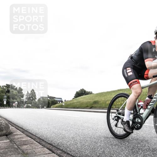 21.06.2026 - 29. Vierlanden-Triathlon H.Heesch http://msf.ph/oto/9849901 21.06.2026 10:27:26 Radfahren 10, 223, 298, 339, 378, 385, 391, 513 meine-sportfotos.de