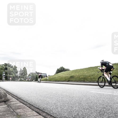 21.06.2026 - 29. Vierlanden-Triathlon H.Heesch http://msf.ph/oto/9849919 21.06.2026 10:27:32 Radfahren 87, 563 meine-sportfotos.de