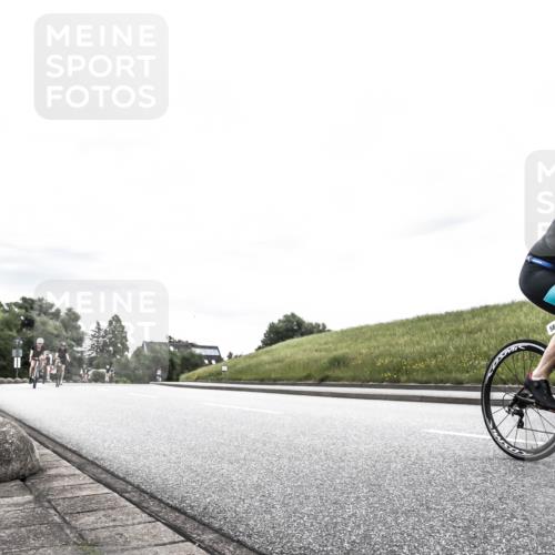 21.06.2026 - 29. Vierlanden-Triathlon H.Heesch http://msf.ph/oto/9849960 21.06.2026 10:28:26 Radfahren 4, 51, 55, 79, 481, 567, 574, 582, 590, 606, 608 meine-sportfotos.de