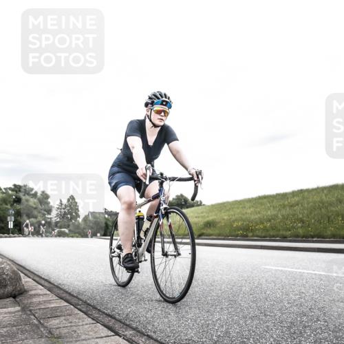 21.06.2026 - 29. Vierlanden-Triathlon H.Heesch http://msf.ph/oto/9849975 21.06.2026 10:28:33 Radfahren 51, 55, 61, 78, 99, 106, 197, 387, 535, 561, 592, 606, 616 meine-sportfotos.de