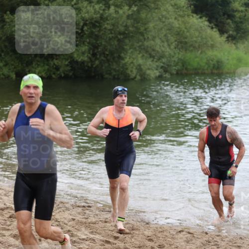 21.06.2026 - 29. Vierlanden-Triathlon Andreas Tolksdorf http://msf.ph/oto/9849976 21.06.2026 10:08:31 Schwimmen 403, 418, 422, 432, 476, 1356 meine-sportfotos.de