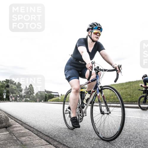 21.06.2026 - 29. Vierlanden-Triathlon H.Heesch http://msf.ph/oto/9849977 21.06.2026 10:28:33 Radfahren 51, 55, 61, 78, 99, 106, 197, 387, 535, 561, 592, 606, 616 meine-sportfotos.de
