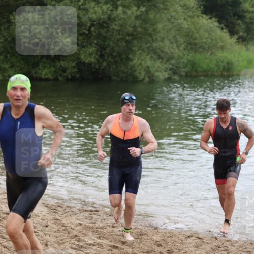 21.06.2026 - 29. Vierlanden-Triathlon Andreas Tolksdorf http://msf.ph/oto/9849982 21.06.2026 10:08:31 Schwimmen 403, 418, 422, 432, 476, 1356 meine-sportfotos.de