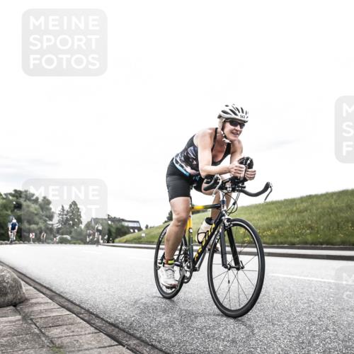 21.06.2026 - 29. Vierlanden-Triathlon H.Heesch http://msf.ph/oto/9850022 21.06.2026 10:28:47 Radfahren 583, 619 meine-sportfotos.de