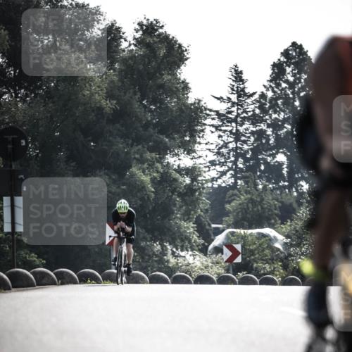 21.06.2026 - 29. Vierlanden-Triathlon H.Heesch http://msf.ph/oto/9850196 21.06.2026 08:41:42 Radfahren 16, 111 meine-sportfotos.de