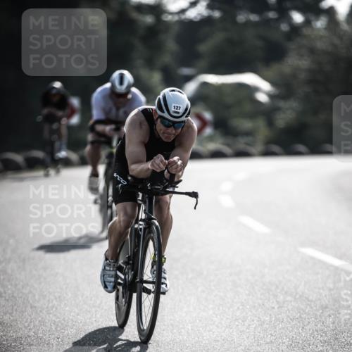 21.06.2026 - 29. Vierlanden-Triathlon H.Heesch http://msf.ph/oto/9850289 21.06.2026 08:45:10 Radfahren 63, 127, 211 meine-sportfotos.de