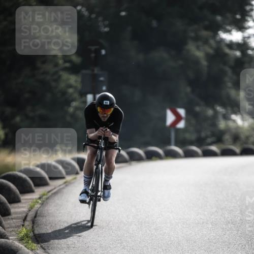 21.06.2026 - 29. Vierlanden-Triathlon H.Heesch http://msf.ph/oto/9850300 21.06.2026 08:45:13 Radfahren 63, 127, 211 meine-sportfotos.de