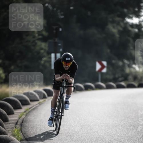 21.06.2026 - 29. Vierlanden-Triathlon H.Heesch http://msf.ph/oto/9850303 21.06.2026 08:45:13 Radfahren 63, 127, 211 meine-sportfotos.de