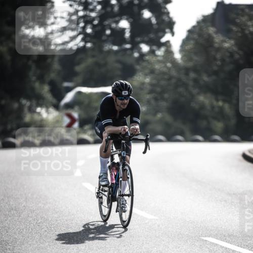 21.06.2026 - 29. Vierlanden-Triathlon H.Heesch http://msf.ph/oto/9850337 21.06.2026 08:45:43 Radfahren 24, 36, 107 meine-sportfotos.de