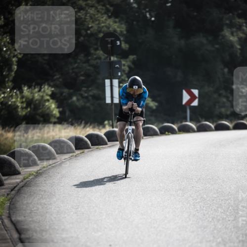 21.06.2026 - 29. Vierlanden-Triathlon H.Heesch http://msf.ph/oto/9850343 21.06.2026 08:45:49 Radfahren 36, 60 meine-sportfotos.de