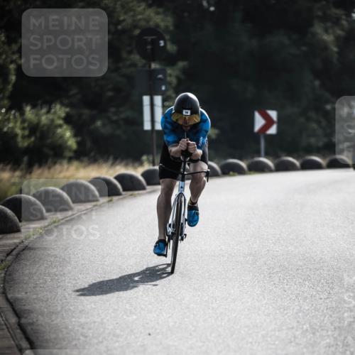 21.06.2026 - 29. Vierlanden-Triathlon H.Heesch http://msf.ph/oto/9850351 21.06.2026 08:45:50 Radfahren 36, 60 meine-sportfotos.de
