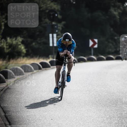21.06.2026 - 29. Vierlanden-Triathlon H.Heesch http://msf.ph/oto/9850352 21.06.2026 08:45:50 Radfahren 36, 60 meine-sportfotos.de