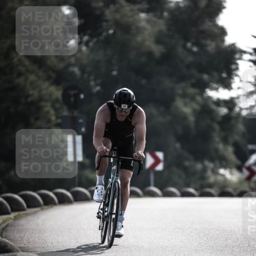 21.06.2026 - 29. Vierlanden-Triathlon H.Heesch http://msf.ph/oto/9850380 21.06.2026 08:46:59 Radfahren 13, 212 meine-sportfotos.de