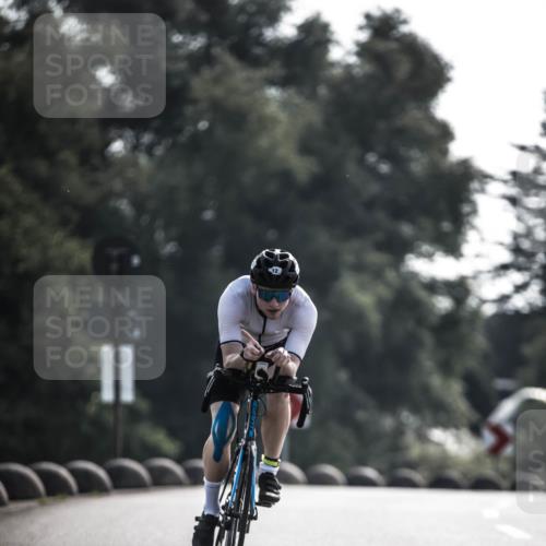 21.06.2026 - 29. Vierlanden-Triathlon H.Heesch http://msf.ph/oto/9850427 21.06.2026 08:47:24 Radfahren 12 meine-sportfotos.de