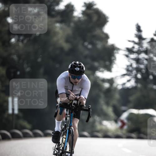 21.06.2026 - 29. Vierlanden-Triathlon H.Heesch http://msf.ph/oto/9850433 21.06.2026 08:47:24 Radfahren 12 meine-sportfotos.de