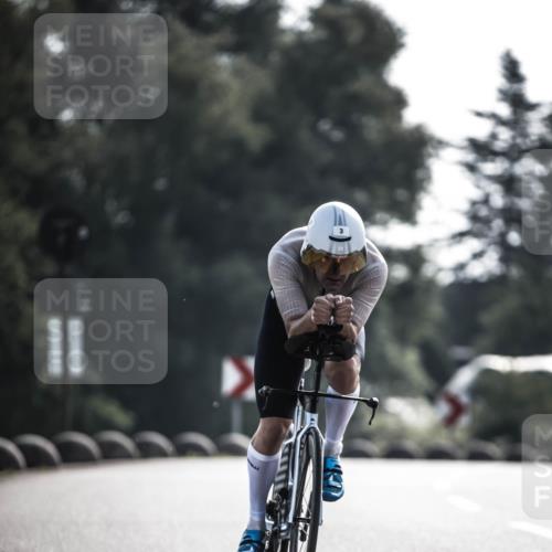 21.06.2026 - 29. Vierlanden-Triathlon H.Heesch http://msf.ph/oto/9850469 21.06.2026 08:47:47 Radfahren 3 meine-sportfotos.de