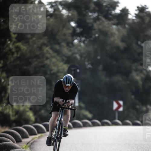 21.06.2026 - 29. Vierlanden-Triathlon H.Heesch http://msf.ph/oto/9850487 21.06.2026 08:48:05 Radfahren 32, 155, 166 meine-sportfotos.de