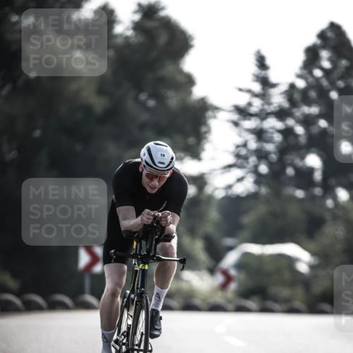 21.06.2026 - 29. Vierlanden-Triathlon H.Heesch http://msf.ph/oto/9850530 21.06.2026 08:48:26 Radfahren 10, 21 meine-sportfotos.de