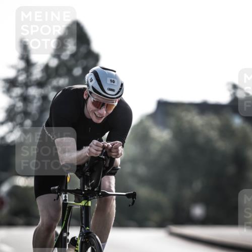 21.06.2026 - 29. Vierlanden-Triathlon H.Heesch http://msf.ph/oto/9850543 21.06.2026 08:48:27 Radfahren 10 meine-sportfotos.de